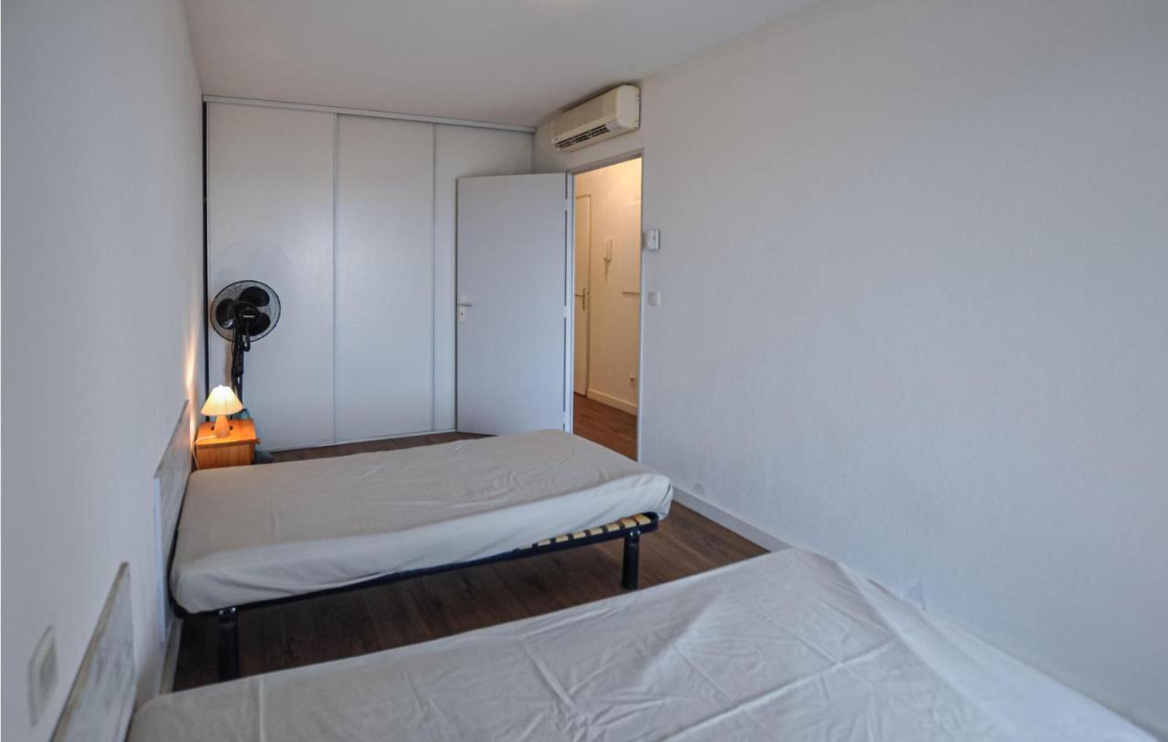 3 Bedroom Nice Apartment In Canet En Roussillon Ngoại thất bức ảnh