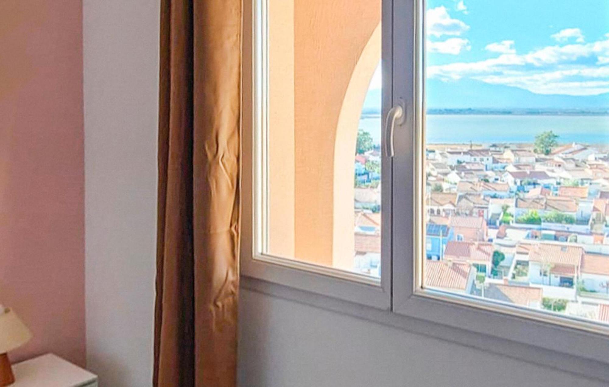3 Bedroom Nice Apartment In Canet En Roussillon Ngoại thất bức ảnh